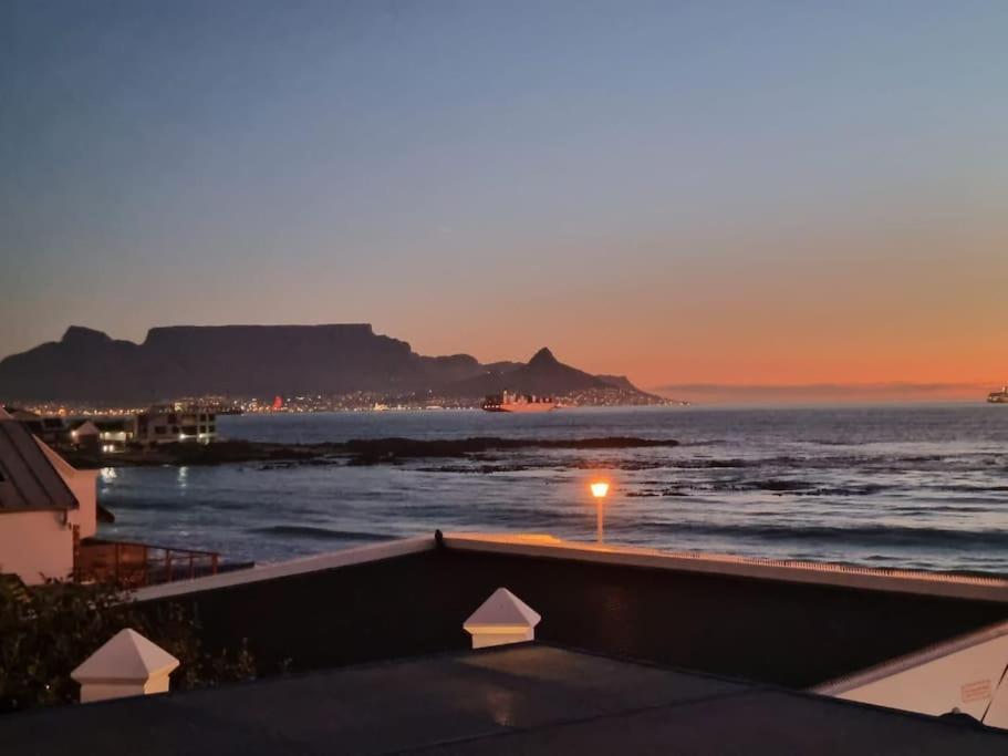 Cape Town, Sea Point, Beautiful 2 Bedroom Apartment @Tucked Away ภายนอก รูปภาพ